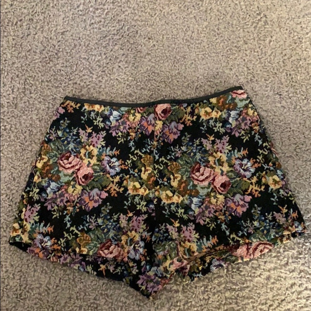 Forever 21 High waisted floral woven shorts